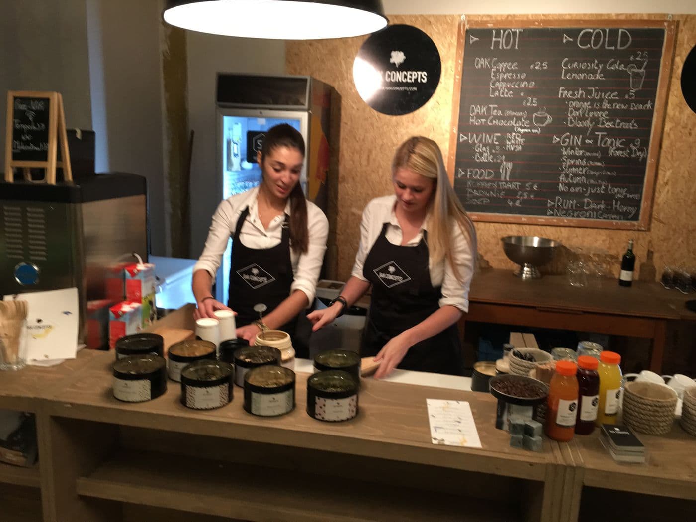 Hosts en hostesses van Fancy Events — foto 32