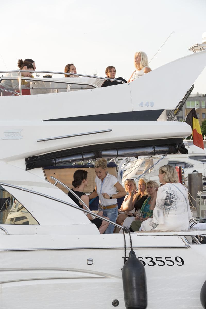 Motorjacht Caribe — foto 176